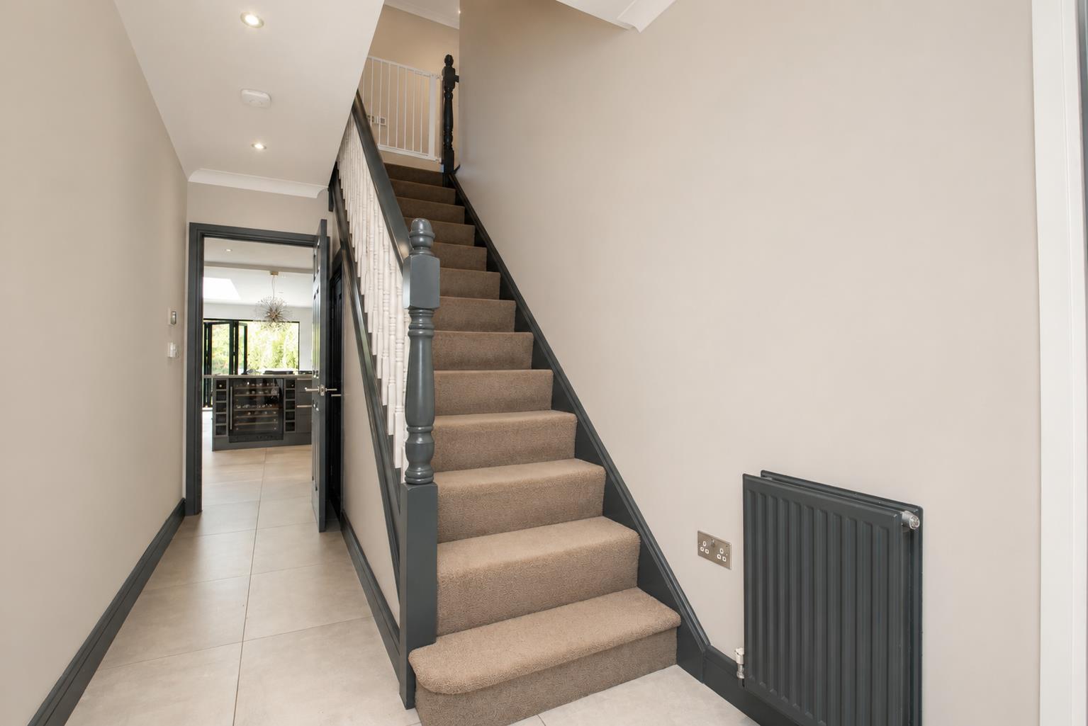 5 bed property in Webbs Home Close, Milton Keynes